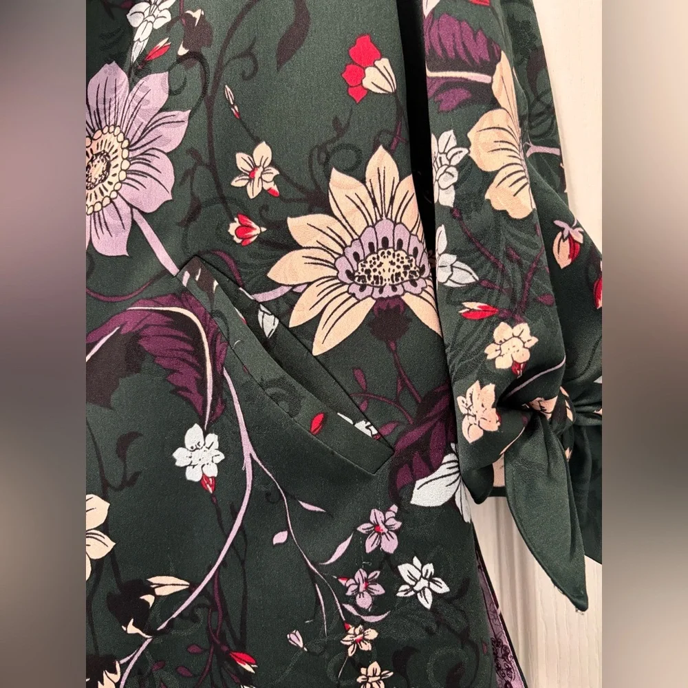 Chic Floral Kimono Jacket (Chico’s) – Dark Green with Lavender Lining Size 8/10 - Picture 3 of 7